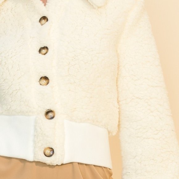 Button Down Ribbed Trim Sherpa Jacket (Cream) - Picture 4 of 4